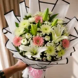 Blissful Glow Lily & Gerbera Bouquet – photo 2