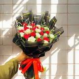 Passion & Purity Rose Bouquet – photo 1