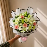 Blissful Glow Lily & Gerbera Bouquet – photo 3