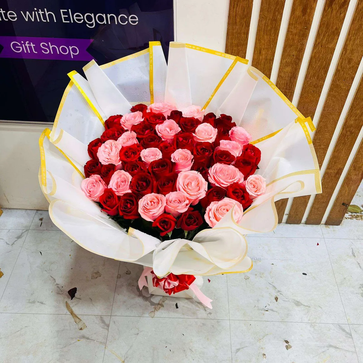 Grand Elegance Premium Red & Pink Rose Standing Bouquet