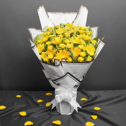 Classic Yellow Gerbera & Rose Bouquet