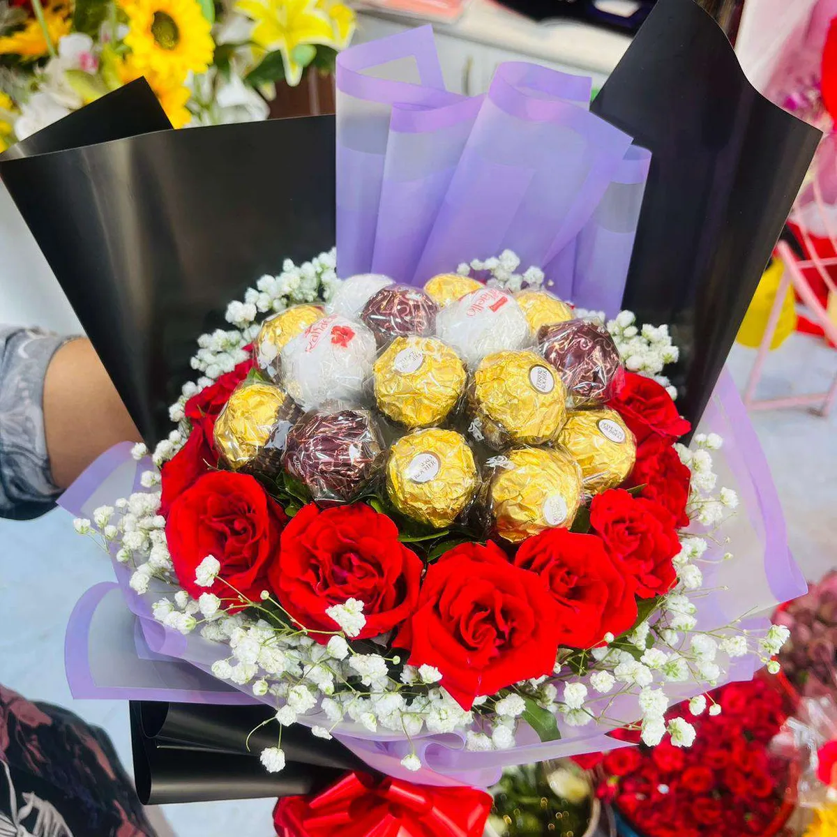 Ferrero Rocher Chocolate and Rose Heart-Melting Bouquet