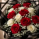 Red & White Rose Bouquet – photo 3