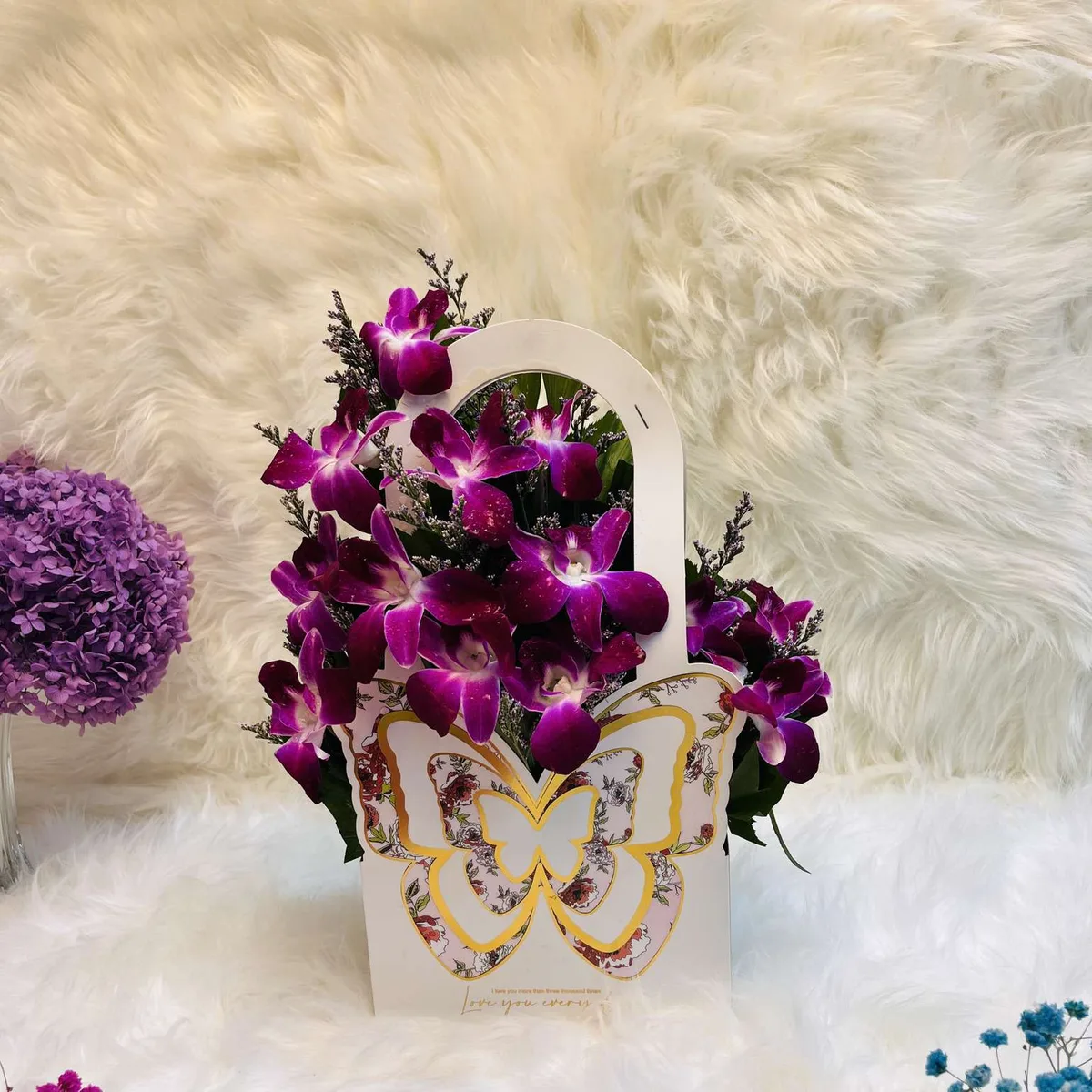 Orchid & Limu Arrangement in Butterfly Hanging Gift Bag