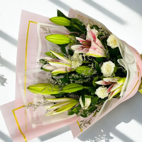 Elegant Pink Lily Bouquet