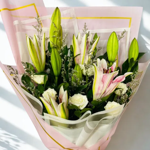 Elegant Pink Lily Bouquet