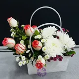 Premium Bag in Pink Rose & Mixed Mum Floral Carrier – photo 3