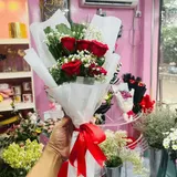 A Simple Red Rose Bouquet – photo 2