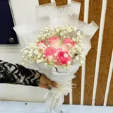 Clasic Pink Shade Roses & Baby's Breath Hand Bouque – photo 1