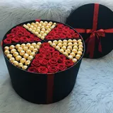 The Quartette of Luxury: Rose & Ferrero Grand Round Box – photo 1