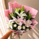 Charming Pink Lily Hand Bouquet – photo 2