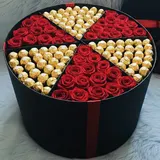 The Quartette of Luxury: Rose & Ferrero Grand Round Box – photo 3