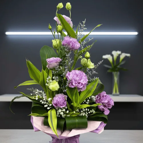 Elegant Flower Basket Arrangement – Luxury Gift Bouquet