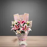 A Radian Lily Bouquet – photo 1