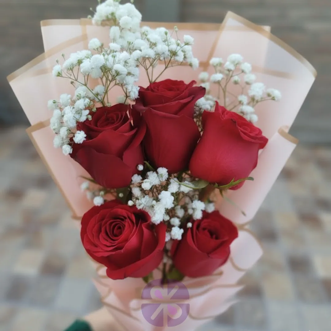Five Chinese Red Rose Mini Bouquet in Baby Pink Wrap
