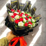 Passion & Purity Rose Bouquet – photo 3