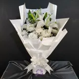 Pristine Grace Fresh White Lily and Rose Bouquet – photo 1