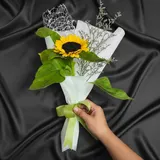 The Solitary Ray Single Sunflower Hand Bouquet – photo 2
