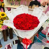 Premium 100 Fresh Red Roses Bouquet with Elegant White Wrapping & Red Ribbon – photo 1