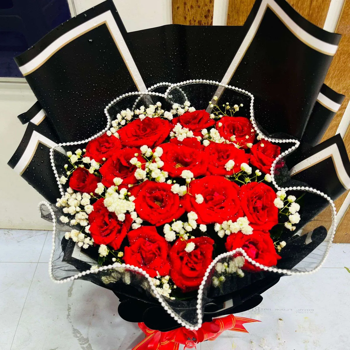Red Classic Luxury Rose & Baby's Breath Bouquet