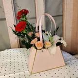 Deluxe Multi-Tone Flower Gift Bag Carnation, Lily & Shade Pink Rose – photo 3