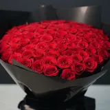 Luxury 100 Red Roses Bouquet Wrapped in Premium Black Paper – Perfect for Proposal, Anniversary & Valentine’s Day – photo 2