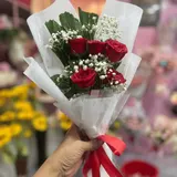 A Simple Red Rose Bouquet – photo 1